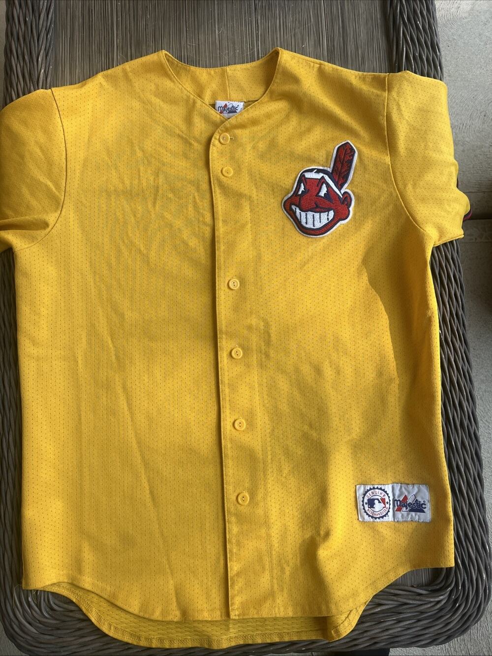 Vintage 90s Cleveland Indians Yellow Jersey Adult L Majestic